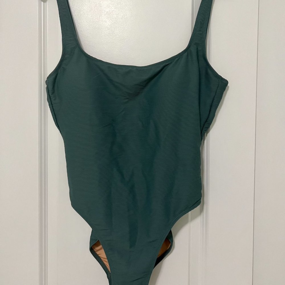 SOLD NWT JCREW Ribbed squareneck one-piece SZ 10 in Alhambra Green